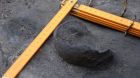 miniatura Naczynie sprzed blisko 2 tys. lat, zdeponowane w nawarstwieniach archeologicznych i odkryte w trakcie wykopalisk, fot. J. Czerniec